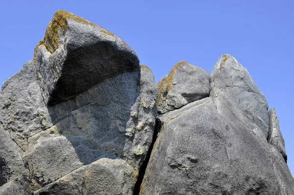 Escultura Rupestre Frente Cielo Azul Cap Frehel Atlántico Francia — Foto de Stock