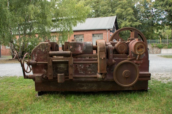 Vieja Locomotora Oxidada Parque — Foto de Stock