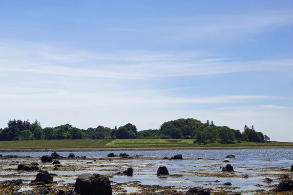 城堡跟踪者号 Castle Stalker 是一座塔楼 位于苏格兰阿培潘港 Port Appin 东北约2 5公里处 — 图库照片