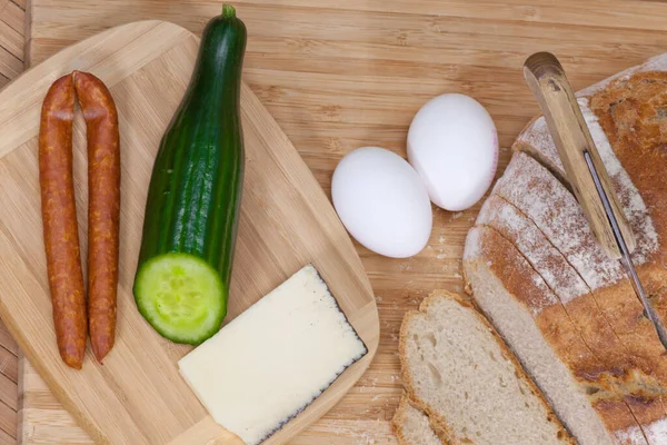 Frisch Gebackenes Traditionelles Brot — Stockfoto