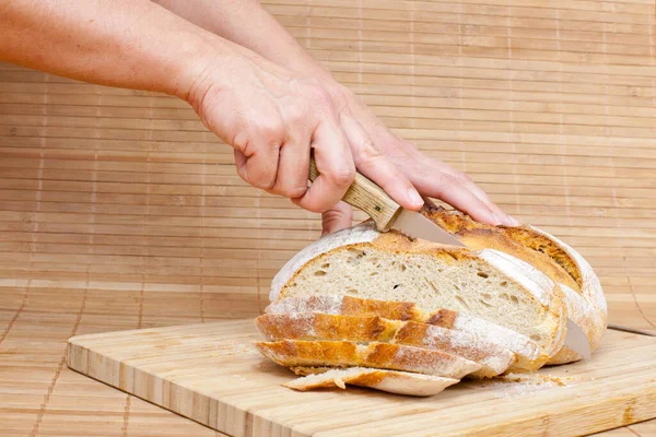 Свіжоспечений Традиційний Хліб — стокове фото