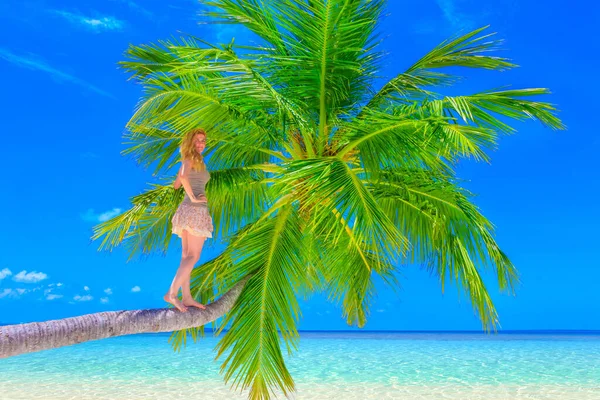 Dreamscape Escape Con Chica Belleza Maldivas —  Fotos de Stock