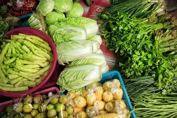 방콕의 농산물 시장에 야채들의 모습을 가까이 — 스톡 사진