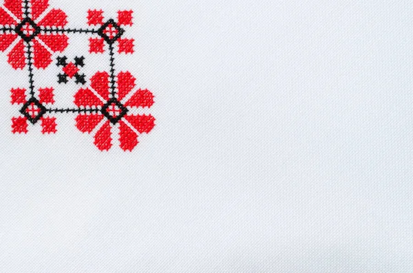 Элемент Ручной Вышивки Белом Белье Красного Черного Хлопка Нитей Дизайн — стоковое фото