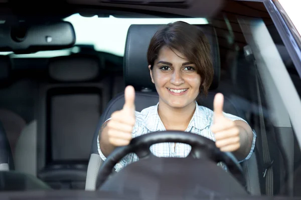 Girl Car — Stock Photo, Image