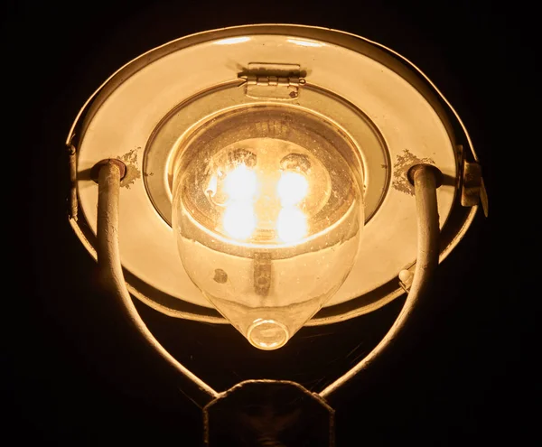 Lanterna Gás Brilhante Beira Estrada Noite — Fotografia de Stock