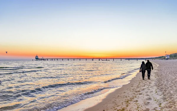 Strand Tropfburg Seebrücke Brücke Zinnowitz Sonnenaufgang Ostseeinsel Usedom Deutschland — Stockfoto