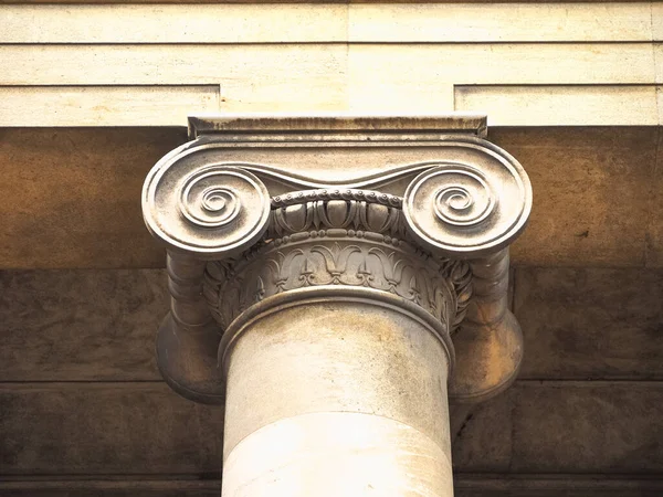 기둥의 대문자 Chapiter — 스톡 사진