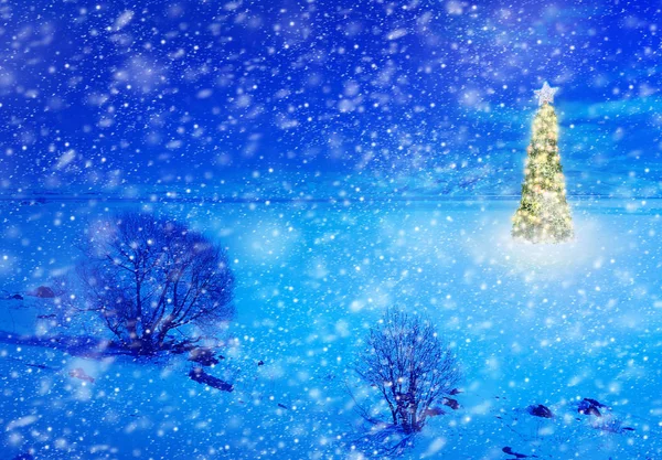 눈덮인 풍경으로 장식된 크리스마스 트리의 — 스톡 사진