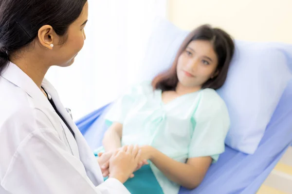 Medical Doctor Holding Patient Hands Cheer Patient — Stock Photo, Image