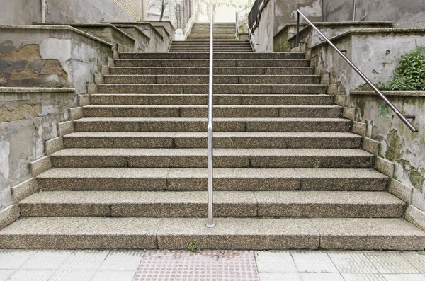Kadim Taş Merdiven Şehirdeki Mimari Detaylar Aşağı Yukarı Dokulu Arka — Stok fotoğraf