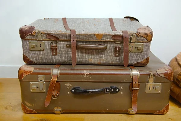 Vintage Suitcases Leather Straps — Stock Photo, Image