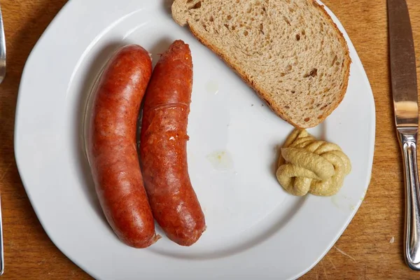 Vařené Šalvěje Podávané Talíři — Stock fotografie