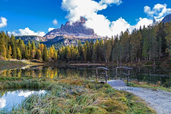 Mañana Otoño Lago Antorno Bajo Tres Picos Dolomitas Tirol Del —  Fotos de Stock