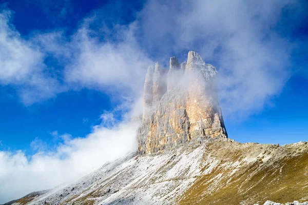 Névoa Matinal Três Picos Dolomitas Tirol Sul — Fotografia de Stock