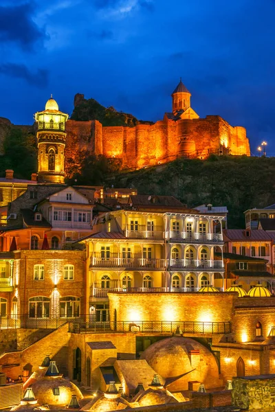 Günbatımından Sonra Gürcistan Eski Tiflis Kentinin Manzarası — Stok fotoğraf