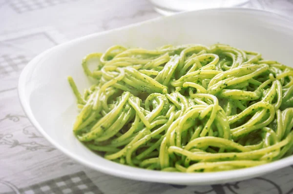 Ein Teller Spaghetti Mit Pesto Soße Original Rezept Aus Ligurien — Stockfoto