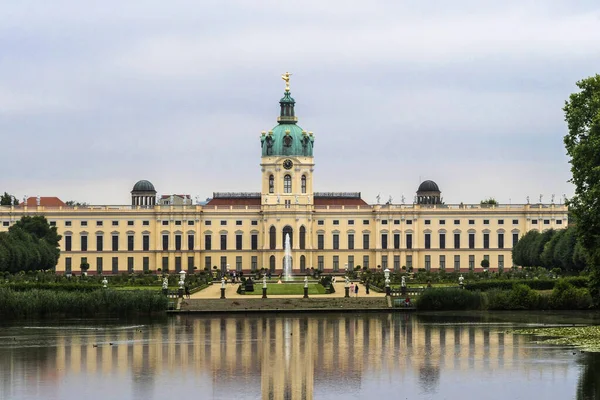 Германия Берлин Шарлоттенбургский Дворец — стоковое фото