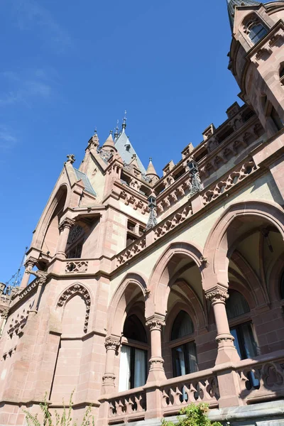 Malebný Pohled Majestátní Středověkou Hradní Architekturu — Stock fotografie