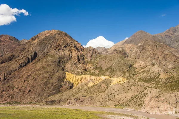 Szczególne Złote Wzgórze Środku Gór Cordillera Jak Żyła Złota — Zdjęcie stockowe