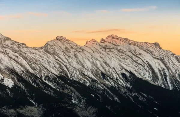 Západ Slunce Panorama Sněhu Limitován Kanadské Skalnaté Hory Národním Parku — Stock fotografie