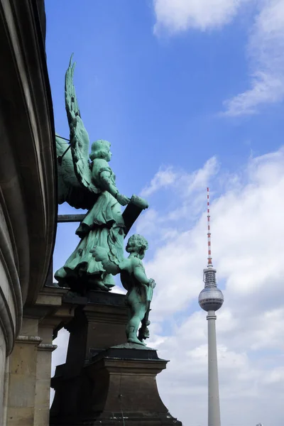 Alemanha Berlim Torre Berlim Alexanderplatz — Fotografia de Stock