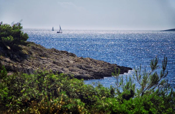 Utsikt Båt Som Seiler Adriaterhavet Kroatia – stockfoto