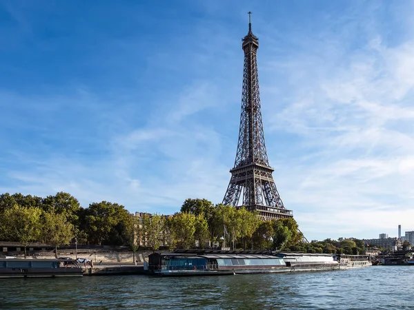 Άποψη Του Πύργου Του Άιφελ Στο Παρίσι Γαλλία — Φωτογραφία Αρχείου