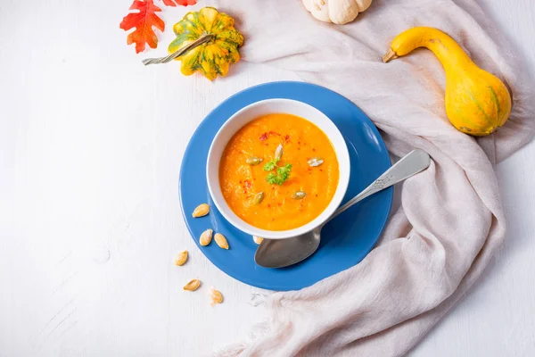 Gesunde Kürbissuppe Mit Ingwer Karotten Und Kokosmilch — Stockfoto