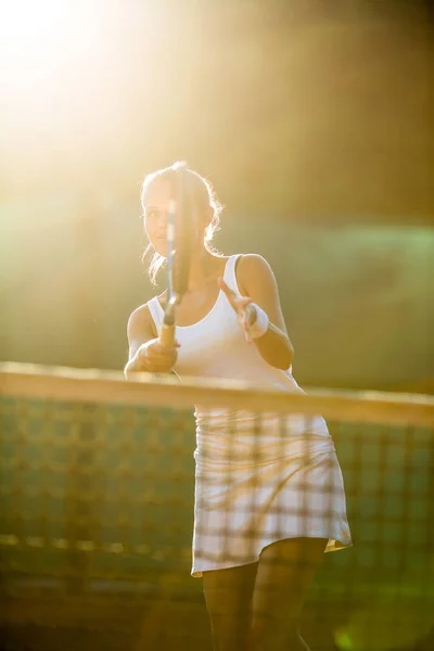 Porträt Einer Hübschen Jungen Tennisspielerin Beim Spiel Seichter Dof — Stockfoto