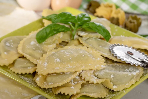 Traditional Italian Ravioli Filled Ricotta Cheese Spinach — Stock Photo, Image