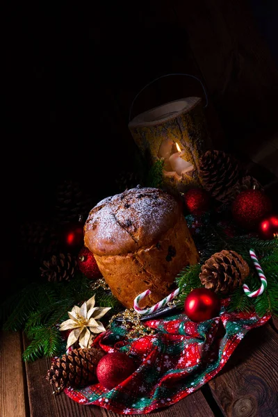 Вкусная Итальянская Мама Рождественская Панеттоне — стоковое фото