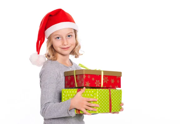 Nettes Mädchen Mit Santa Mütze Und Geschenk — Stockfoto