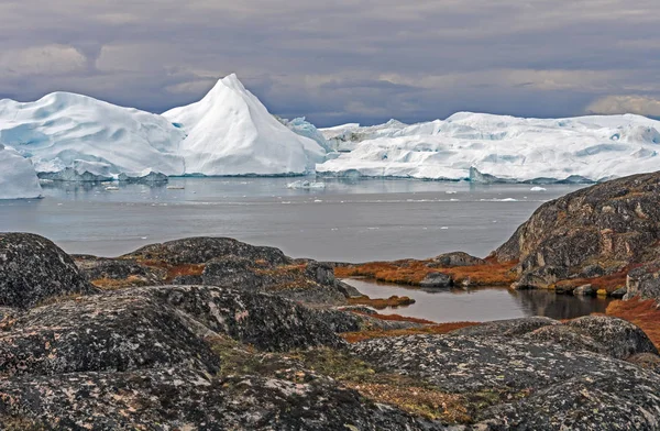 Litoral Colorido Longo Uma Costa Ártica Perto Icefjord Ilulissat Groenlândia — Fotografia de Stock