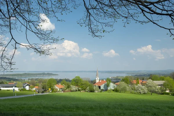 Kilátás Chiemsee Bajorországban Németországban Tavasszal — Stock Fotó