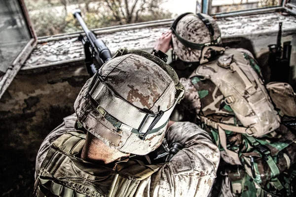Squadra Cecchini Dei Marines Armati Fucile Cecchino Antimateriale Grosso Calibro — Foto Stock