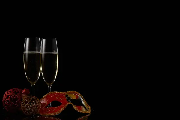 Deux Cuvées Avec Champagne Décorations Noël Sur Fond Noir Espace — Photo