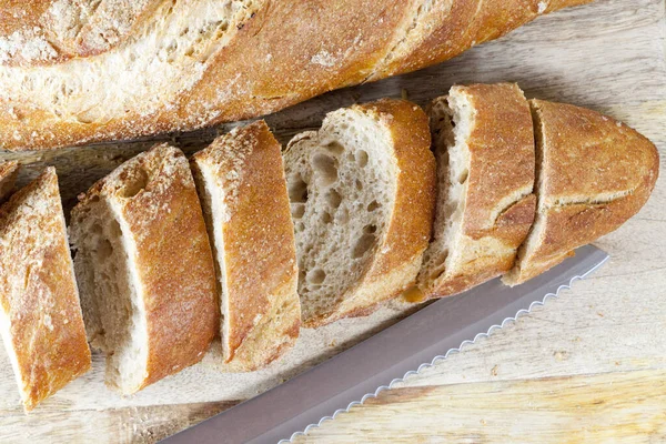 Baguette Cortada Trozos Harina Preparando Sirviendo Mesas Restaurante —  Fotos de Stock