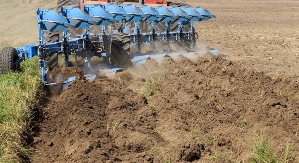 Stalen Ploeg Voor Het Ploegen Van Het Veld Voor Het — Stockfoto