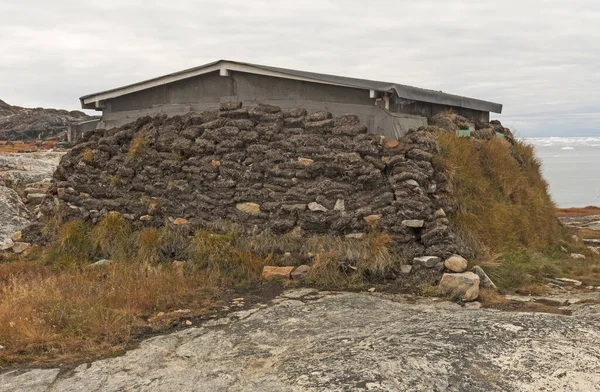 Sod Izolacji Arktyczny Dom Ilulissat Grenlandia — Zdjęcie stockowe