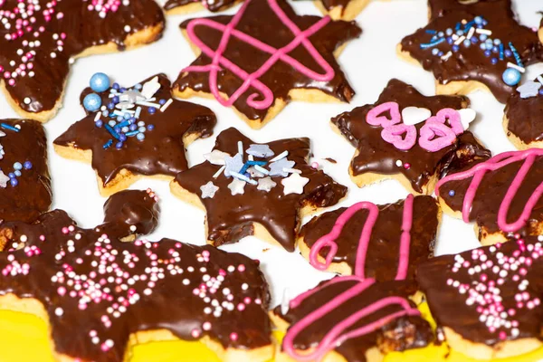 Sweet Christmas Cookies Med Hjärta Och Stjärna Form — Stockfoto