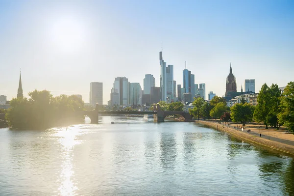 Skyline Della Città Francoforte Giorno Estate Francoforte Sul Meno Germania — Foto Stock