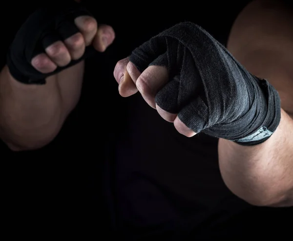 Twee Mannen Handen Teruggespoeld Met Een Zwart Textiel Band Staan — Stockfoto