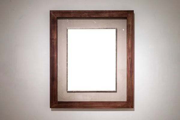 艺术展览馆空白画框展览白色裁剪径隔离 — 图库照片