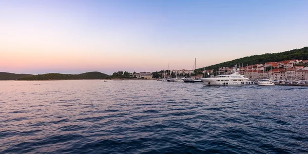 Beautiful Sunset Dusk Ocean Mountain Landscape Croatia European Vacation Destination — Zdjęcie stockowe