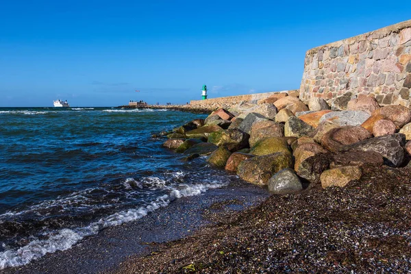 Talpa Sulla Costa Del Mar Baltico Warnemuende Germania — Foto Stock