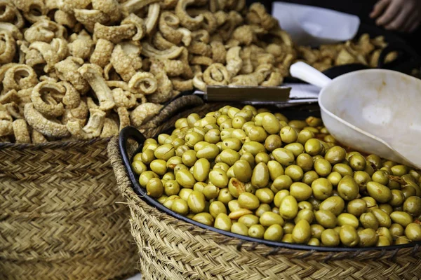 Olives Market Detail Prepared Food Appetizer — Stock Photo, Image