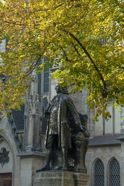 Pomnik Jana Sebastiana Bacha Przed Thomaskirche Lipsku — Zdjęcie stockowe