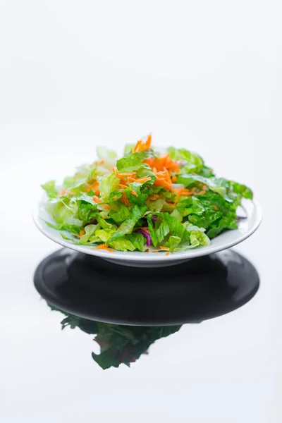 Detailní Pohled Čerstvý Chutný Salát — Stock fotografie