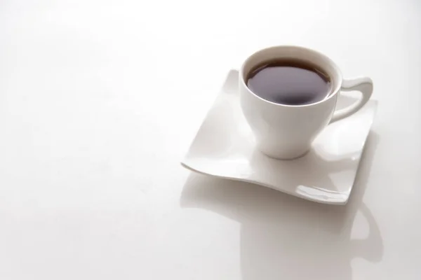 Schwarzer Tee Weißer Tasse — Stockfoto